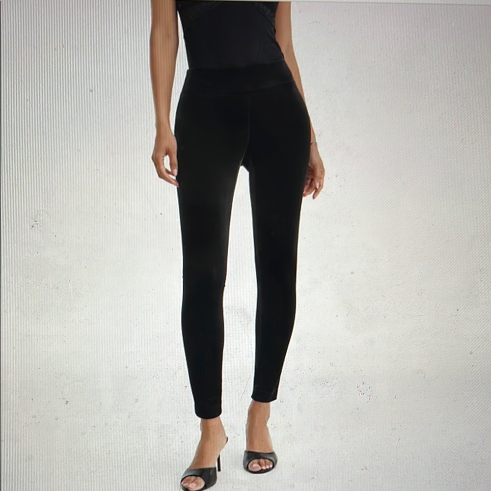 INC Deep Black Crushed Velvet Leggings; Size Small, NWOT